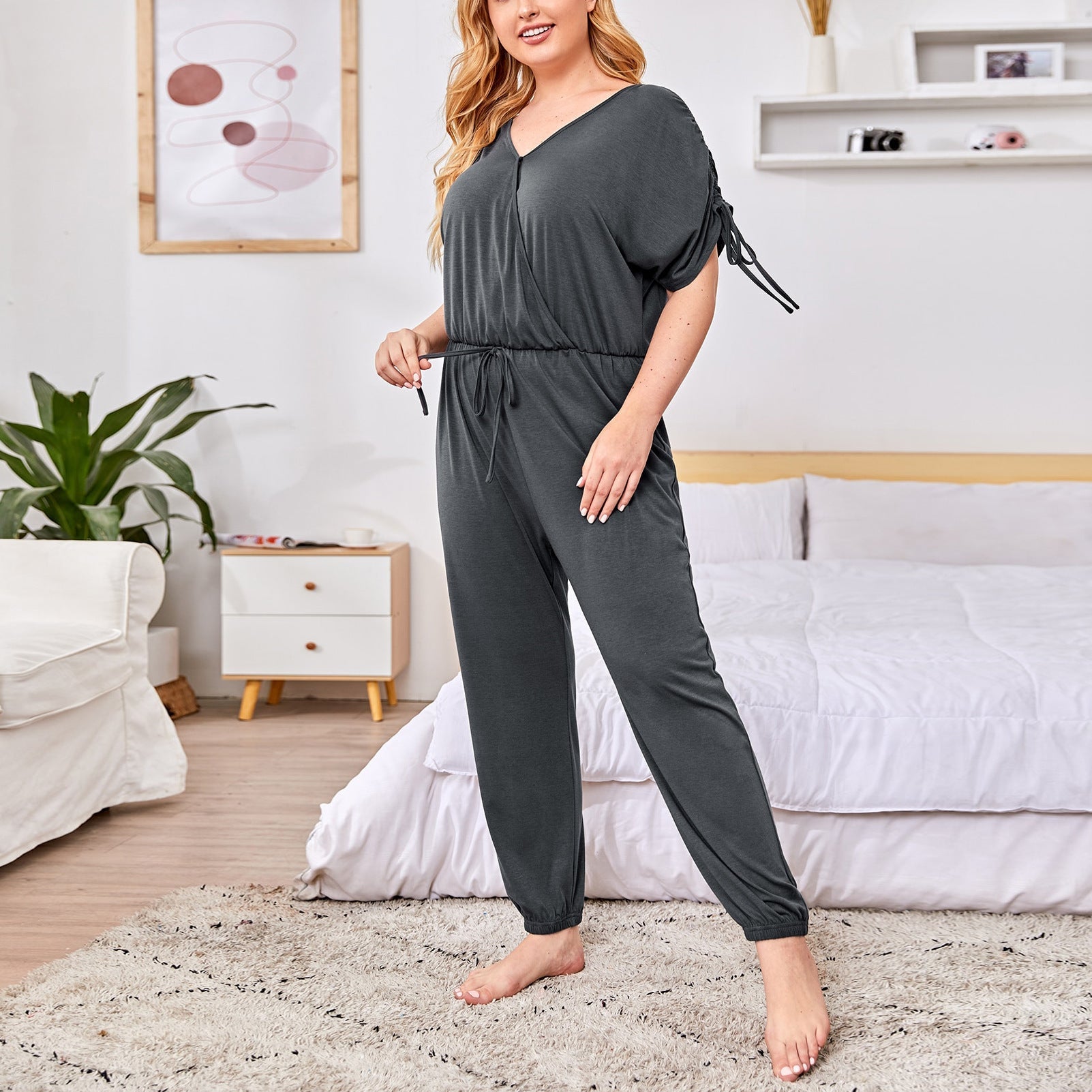 Women's Charcoal Grey Knit Short-Sleeved Minimalist Jumpsuit