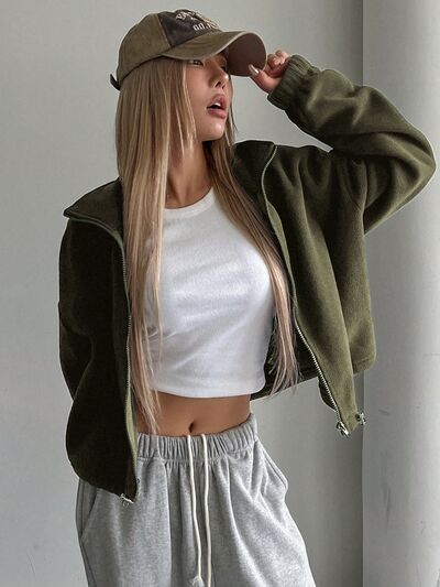 Olive Green Zip-Up Cropped Jacket – Trendy Lightweight Outerwear