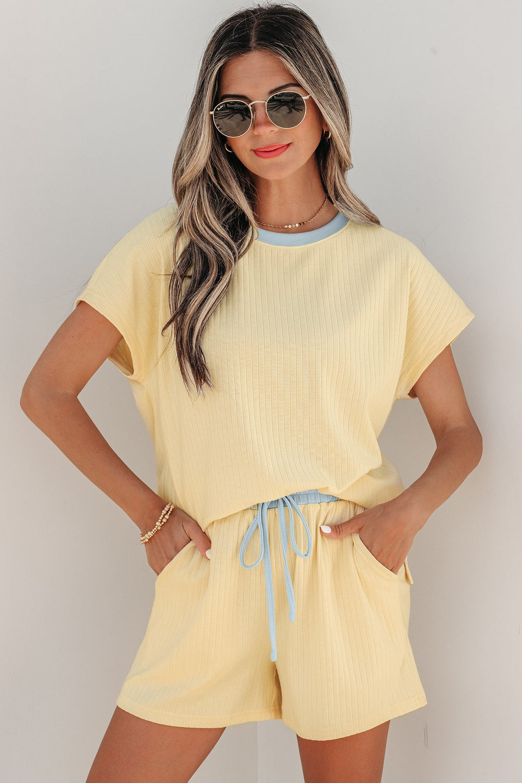 Sunny Trim Casual Short Set: Ribbed Knit Loungewear Outfit