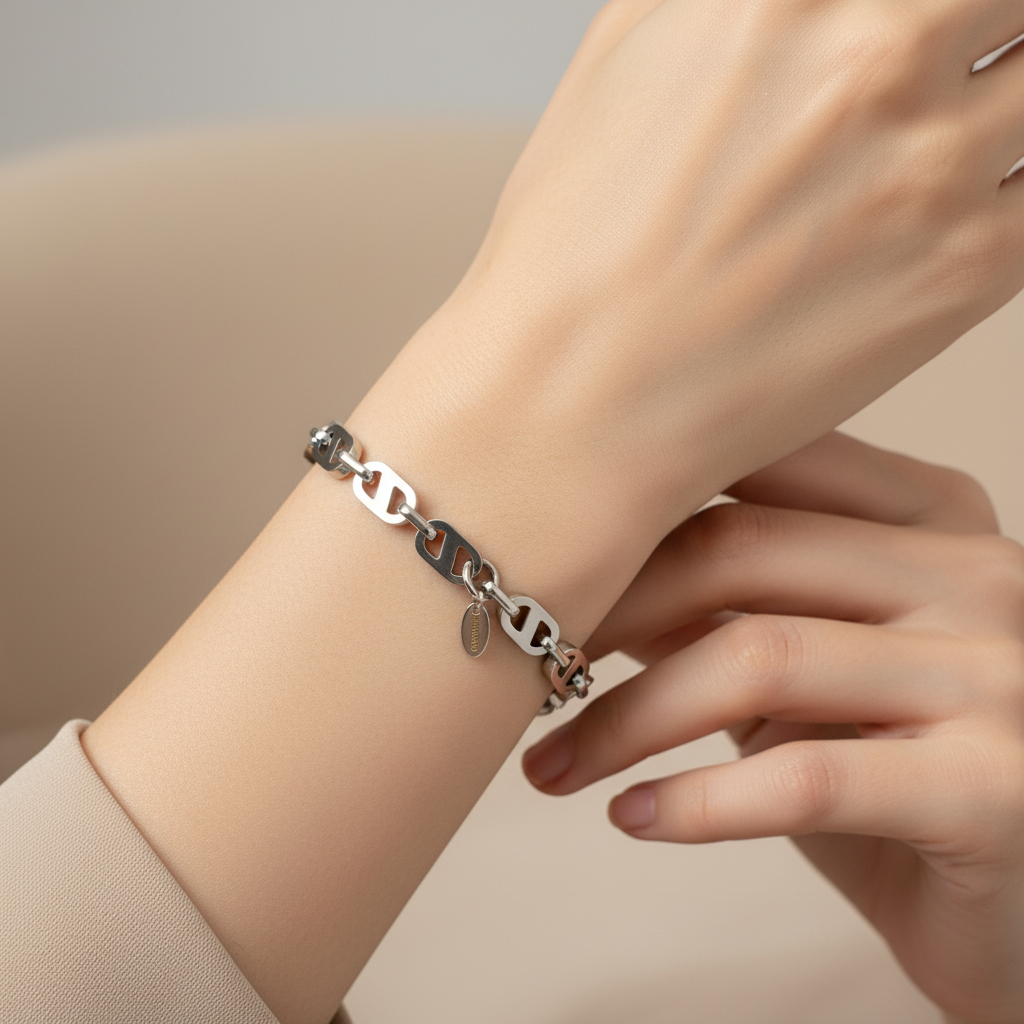 Premium Stainless Steel Chain Link Bracelet - Hypoallergenic & Durable