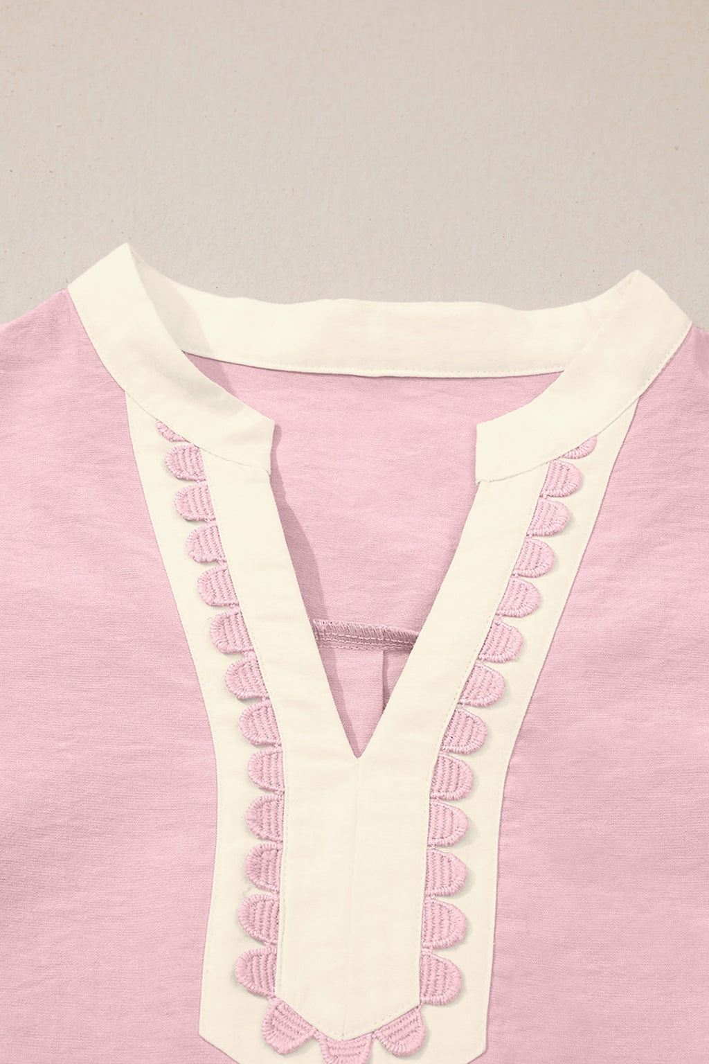 Scallop Trim Colorblock Puff Sleeve Mini Dress