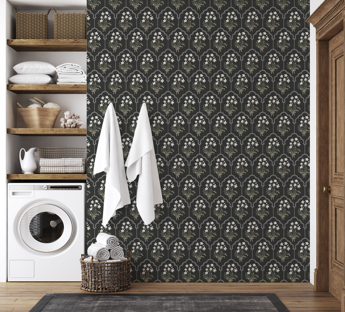 Oren Floral Wallpaper, Traditional Peel and Stick Wall Decor
