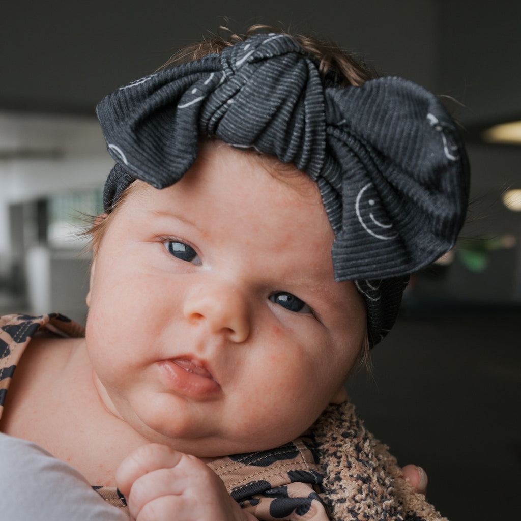 Smiley Ribbed Bamboo Baby Head Wrap in Charcoal Grey