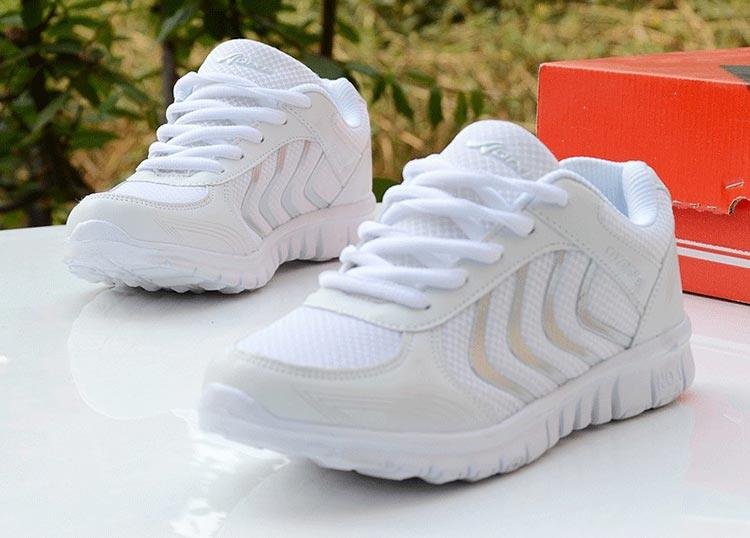 Women's Breathable Mesh Athletic Running Sneakers - Lightweight Lace Up