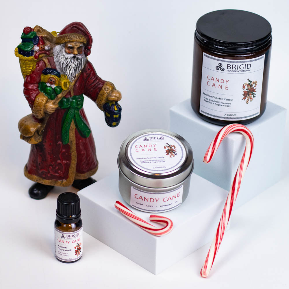 Candy Cane Soy Wax Candle - Peppermint and Candy Canes