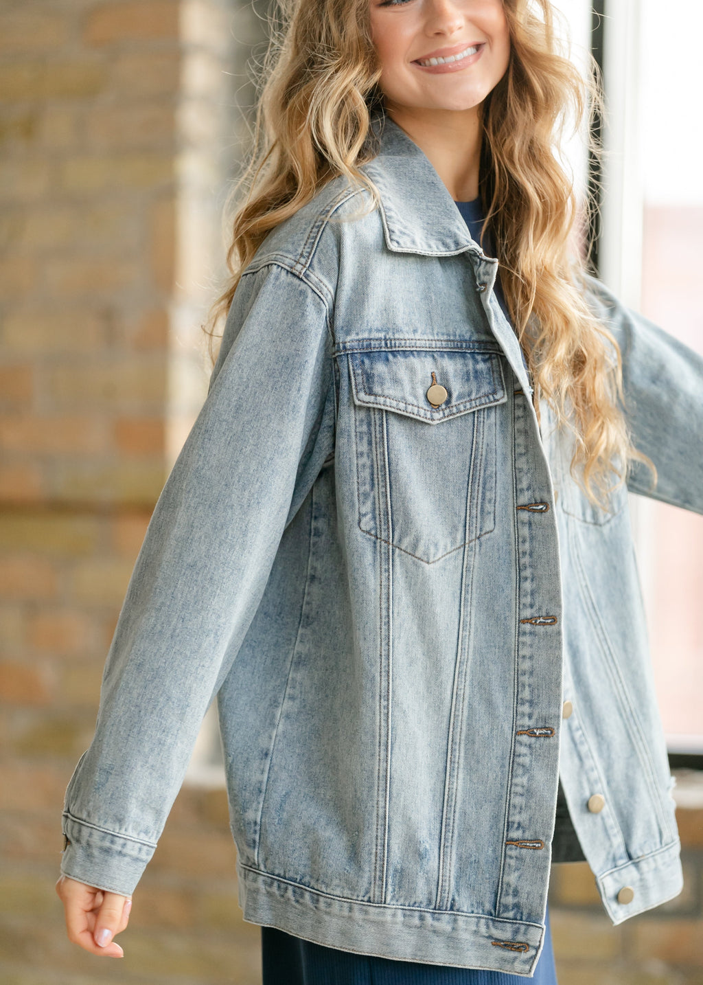Brinx Oversized Denim Jacket | Light Wash Button Front