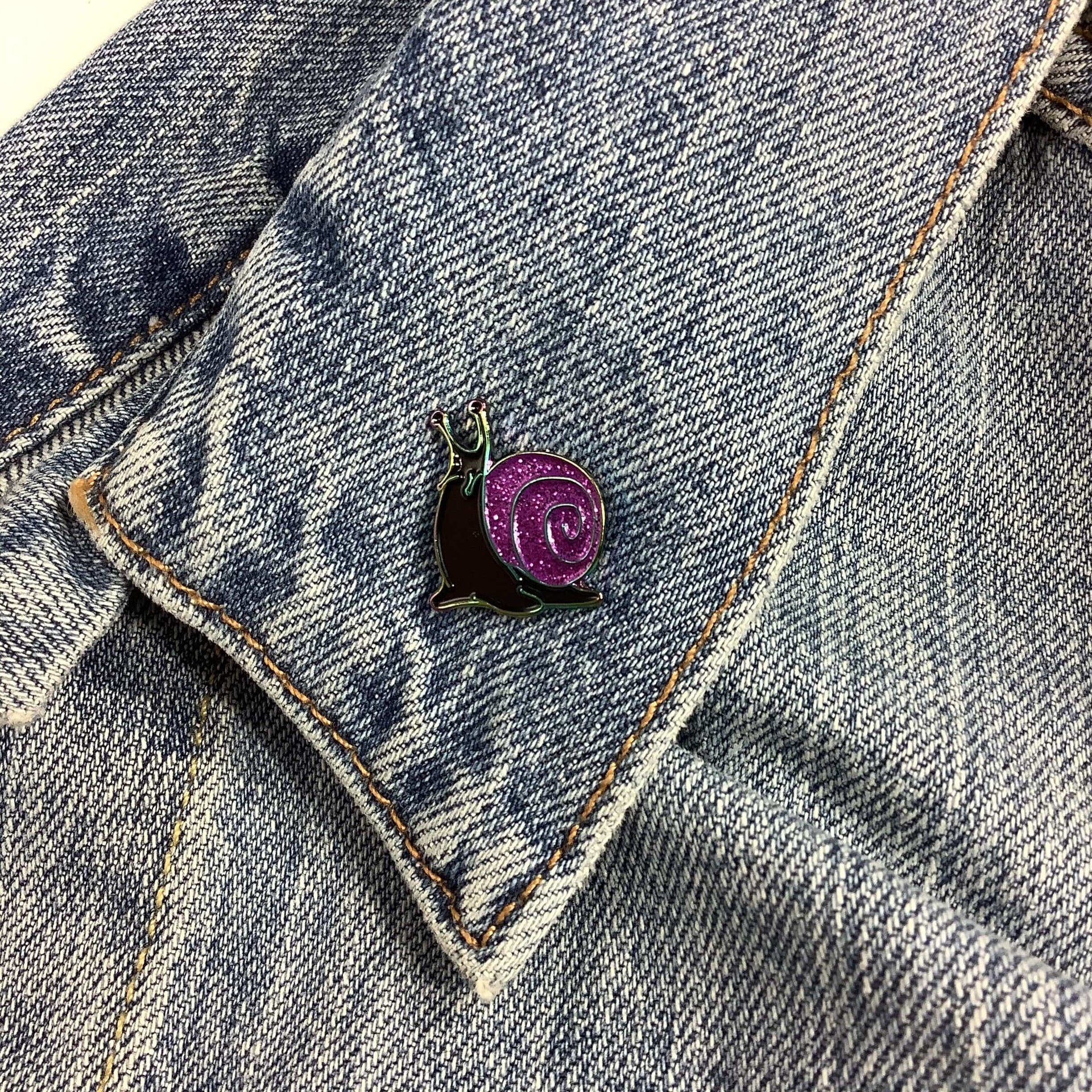 Black & Purple Rainbow Metal Snail Enamel Pin
