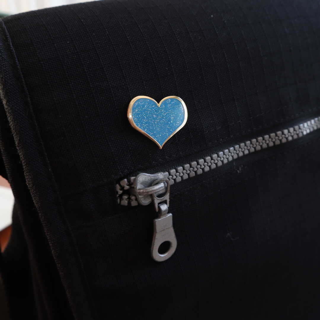 Blue Enamel Pin - Glitter Heart Hard Enamel Lapel Brooch Accessory