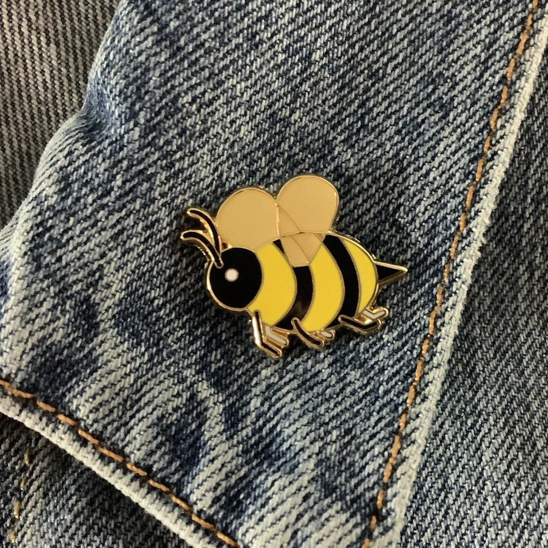 Bumble Bee Enamel Pin