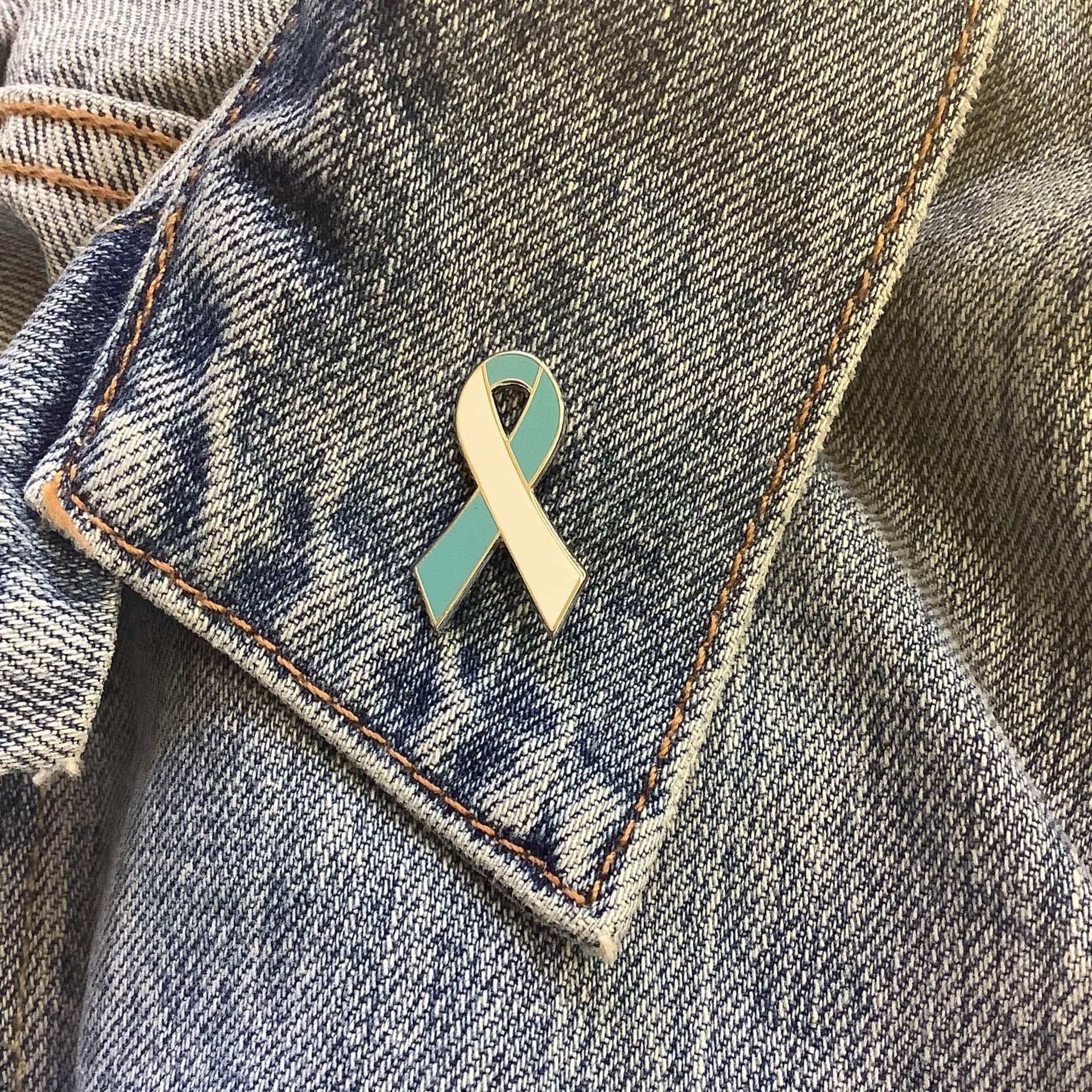 Cervical Cancer Pin – Hard Enamel Ribbon Brooch Accessory with Rubber Back