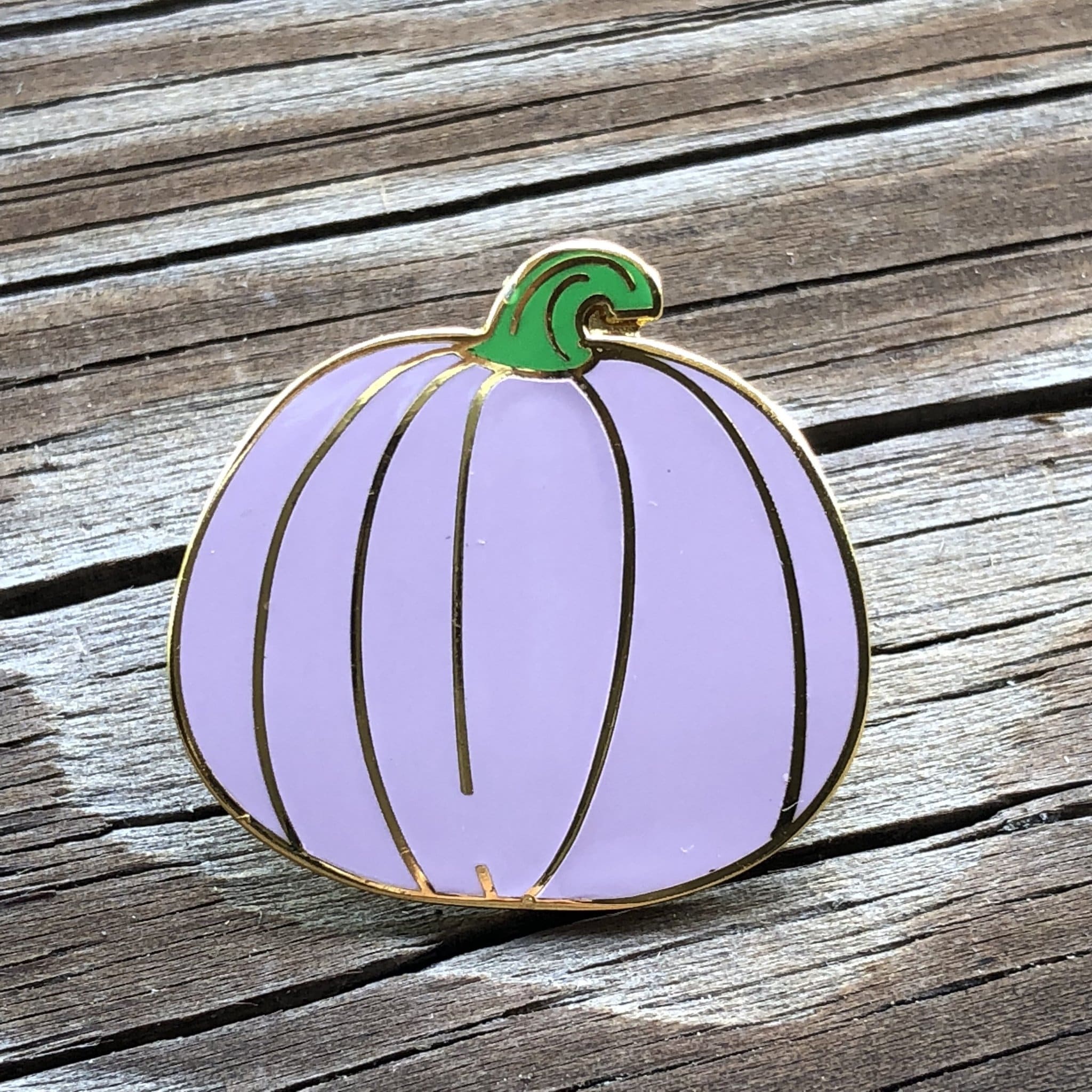 Lavender Pumpkin Enamel Pin – Purple Hard Enamel 1 Inch Autumn Accessory