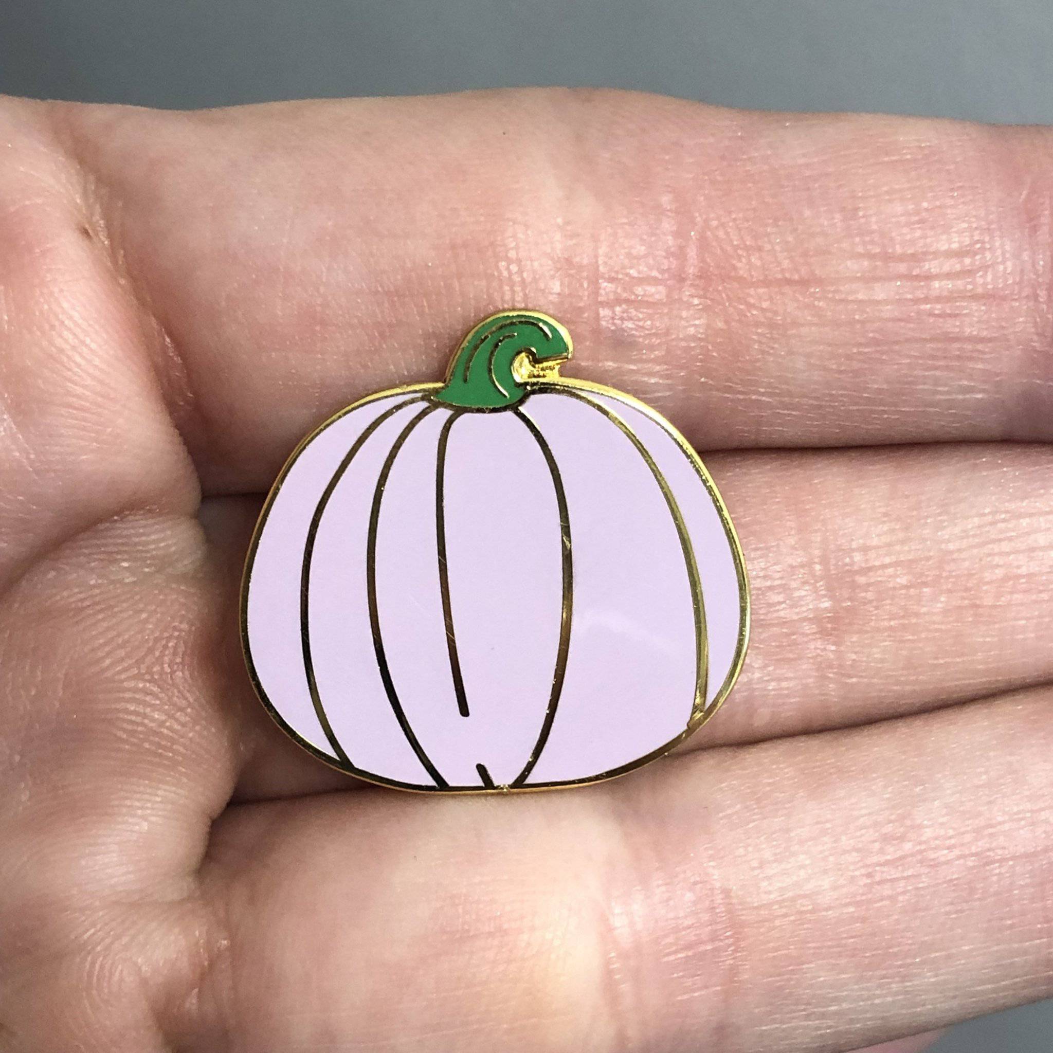 Lavender Pumpkin Enamel Pin – Purple Hard Enamel 1 Inch Autumn Accessory