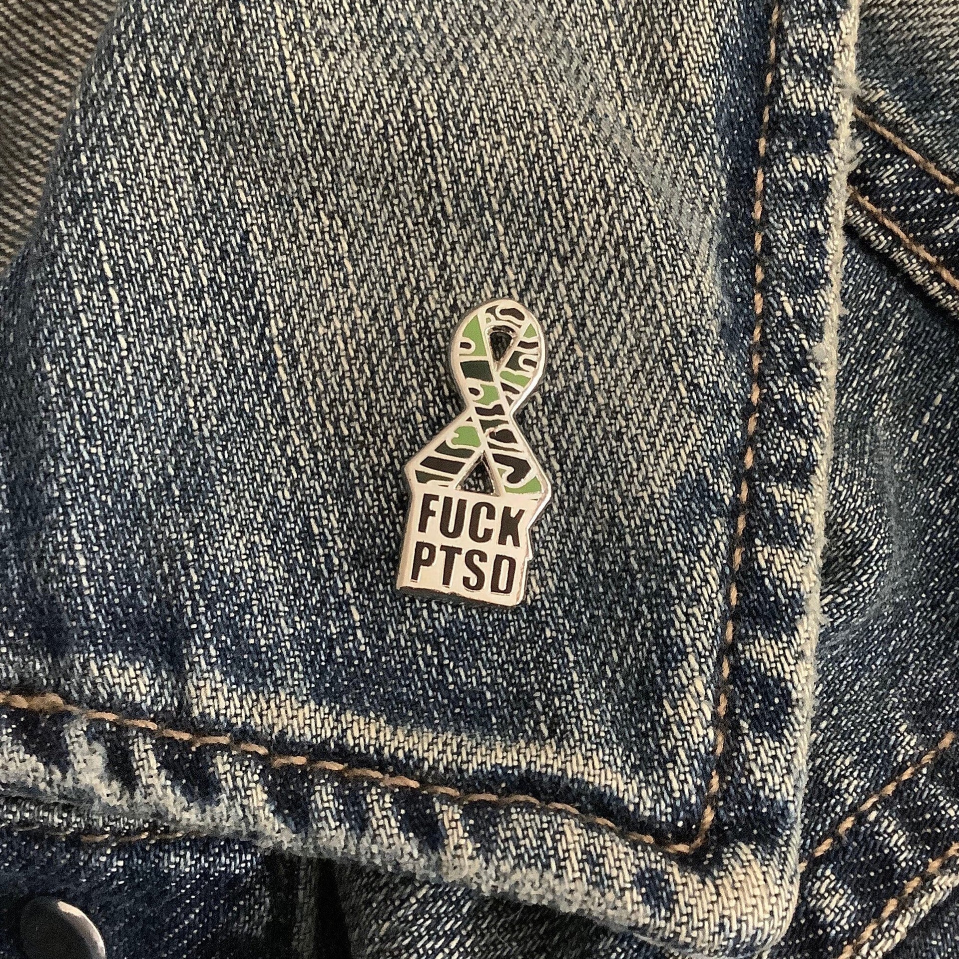Military PTSD Pin – Awareness Ribbon Enamel Lapel Pin with Rubber Pinback