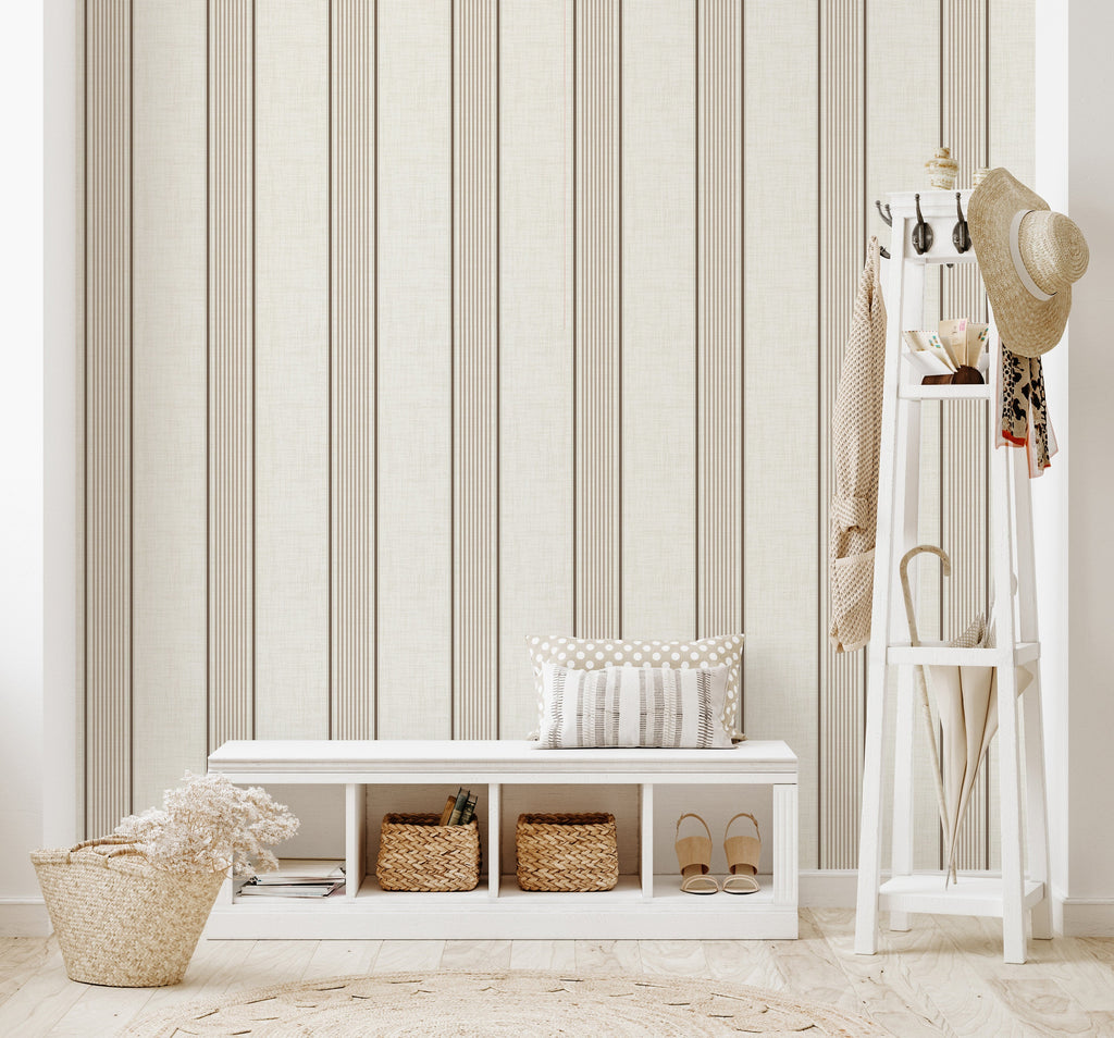 Garrick Wallpaper by The Rosenborg Company