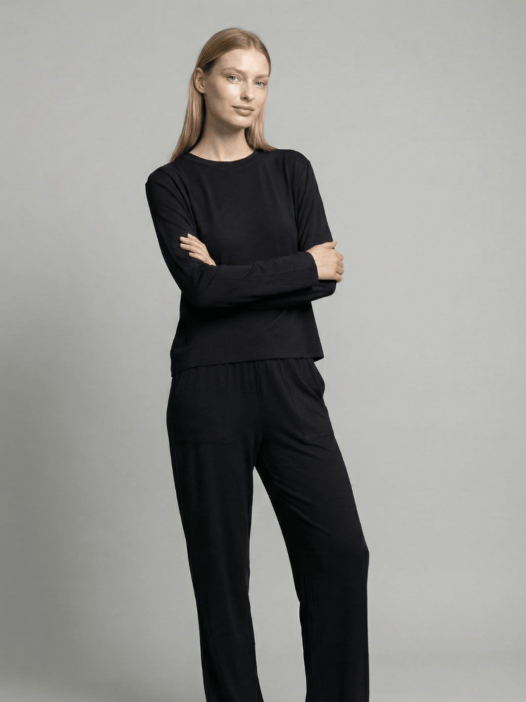 Women's Butter Soft Long Sleeve Pajama Set in Black