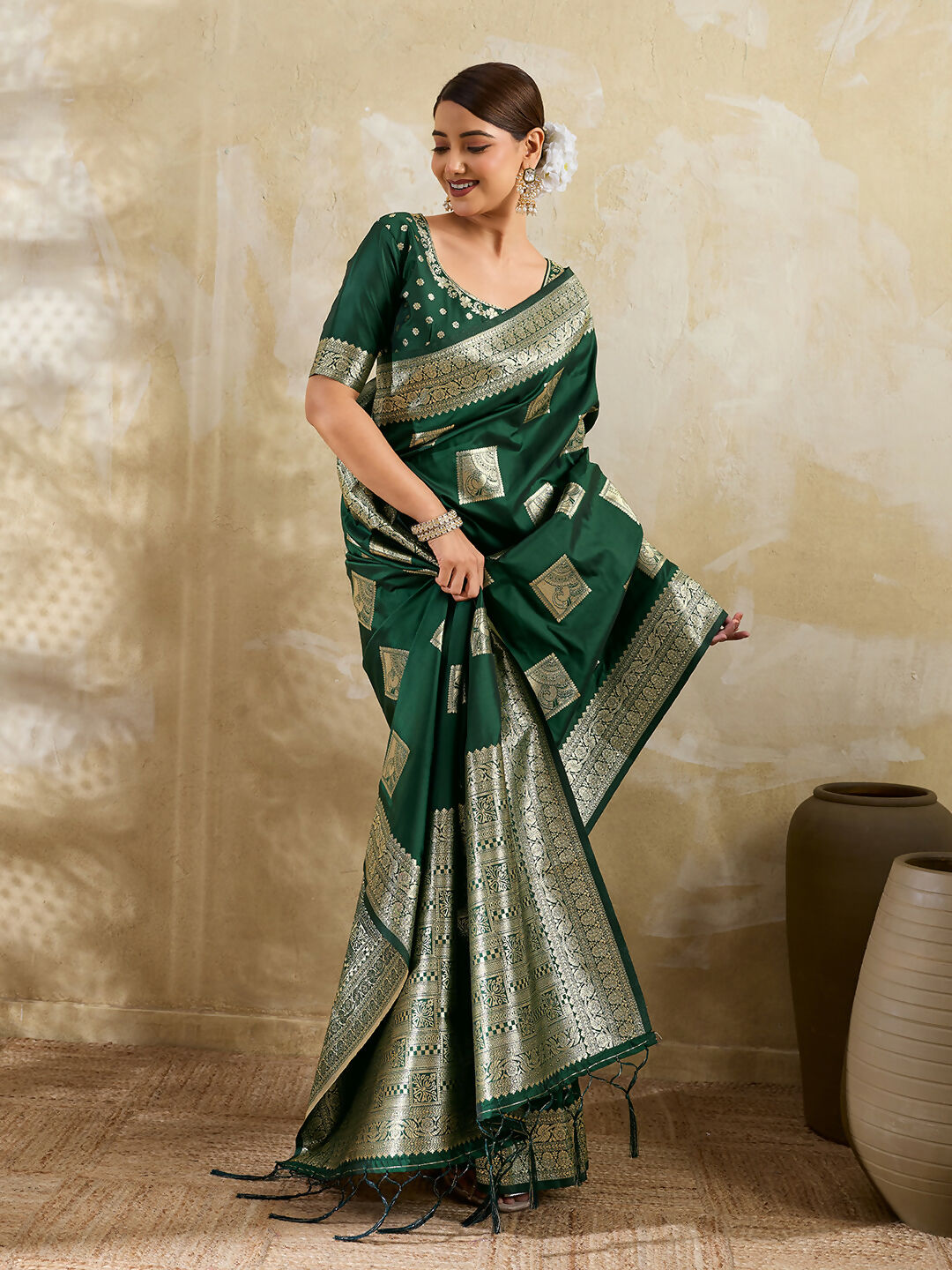 Dark Green Silk Blend Saree with Coordinating Blouse