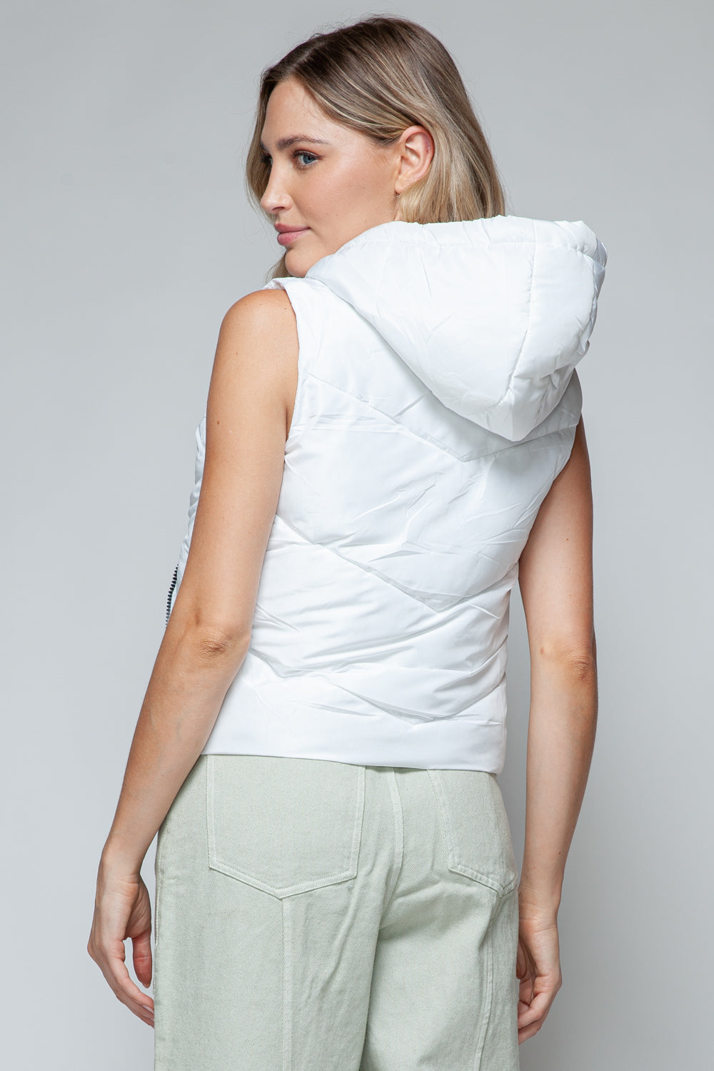 Women's White Quilted Zip-Up Hooded Vest for Layering - Image 2