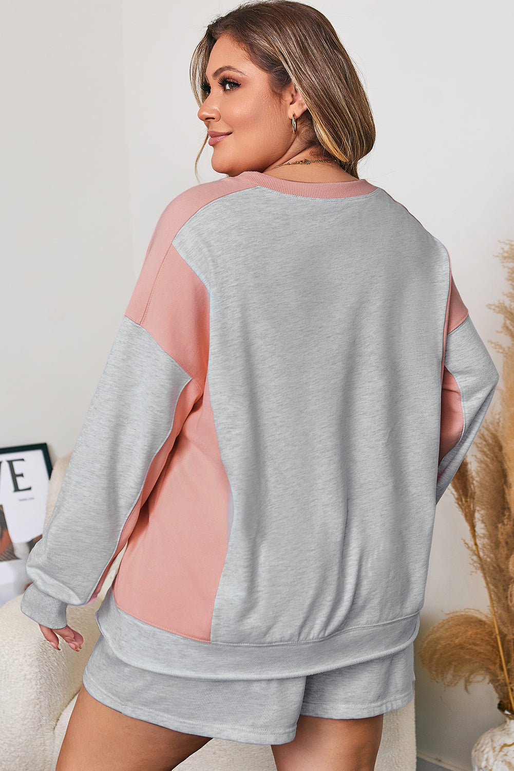Plus Size Colorblock Pullover and Shorts Set