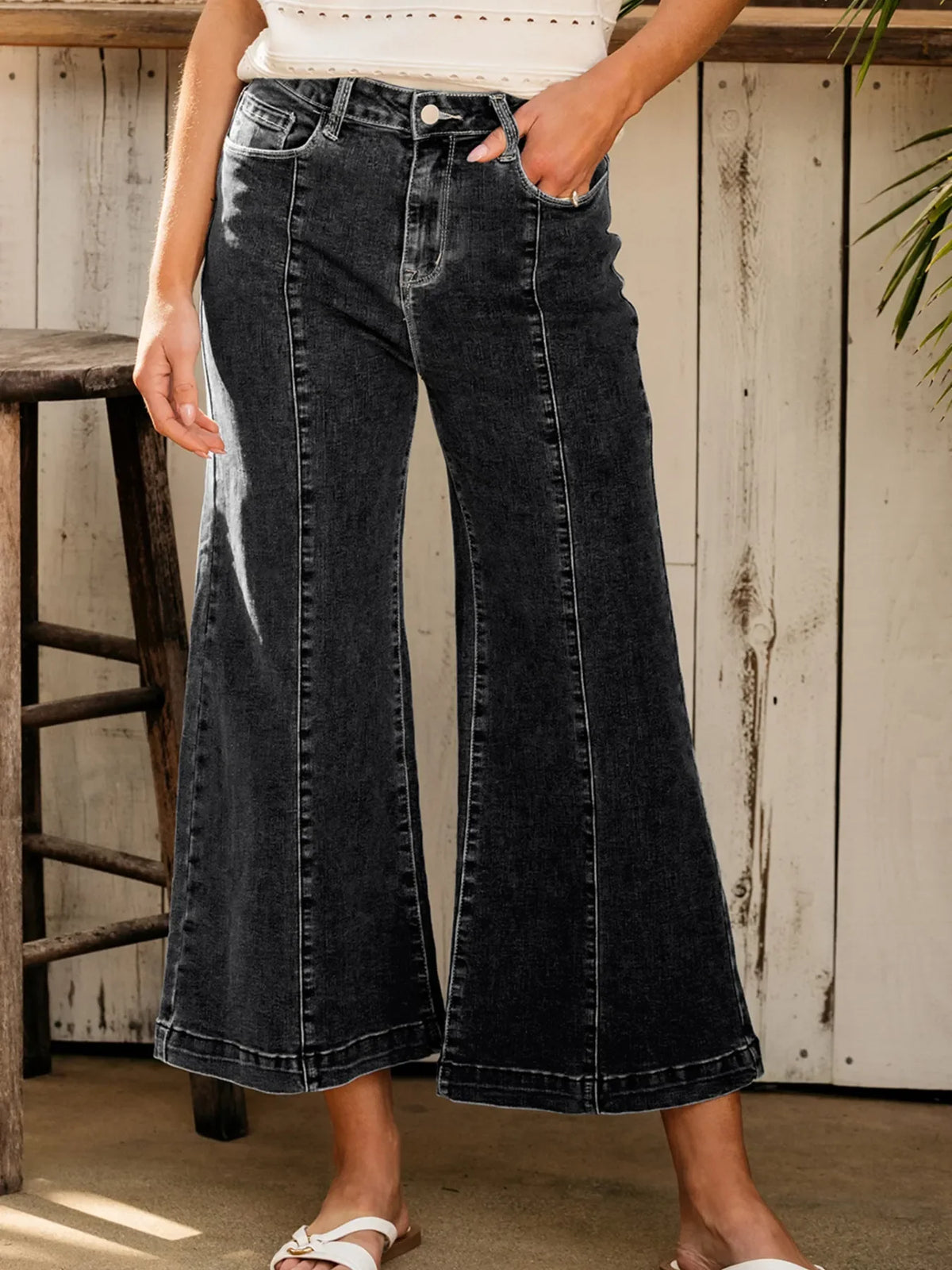 Seam Detail Flared Bottom Ankle Length Jeans