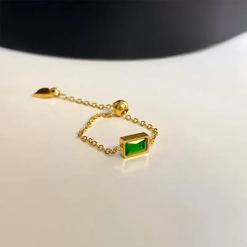Emerald Sugar-Cube Geometric Pendant Necklace in 18K Gold