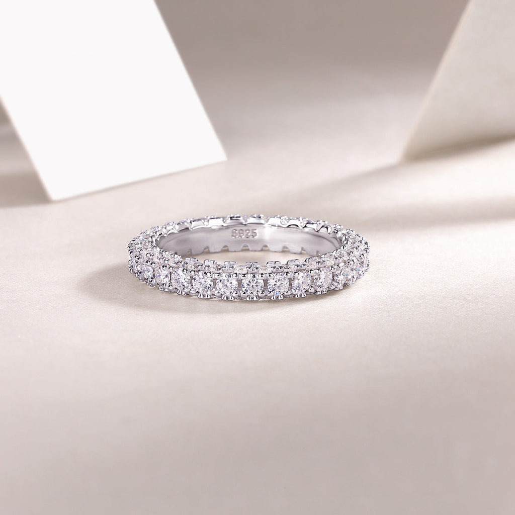 S925 Silver 2.2g Platinum Plated Moissanite Ring, 3.4mm 87pcs D VVS1 Pave Band, GRA Certified US 5-9