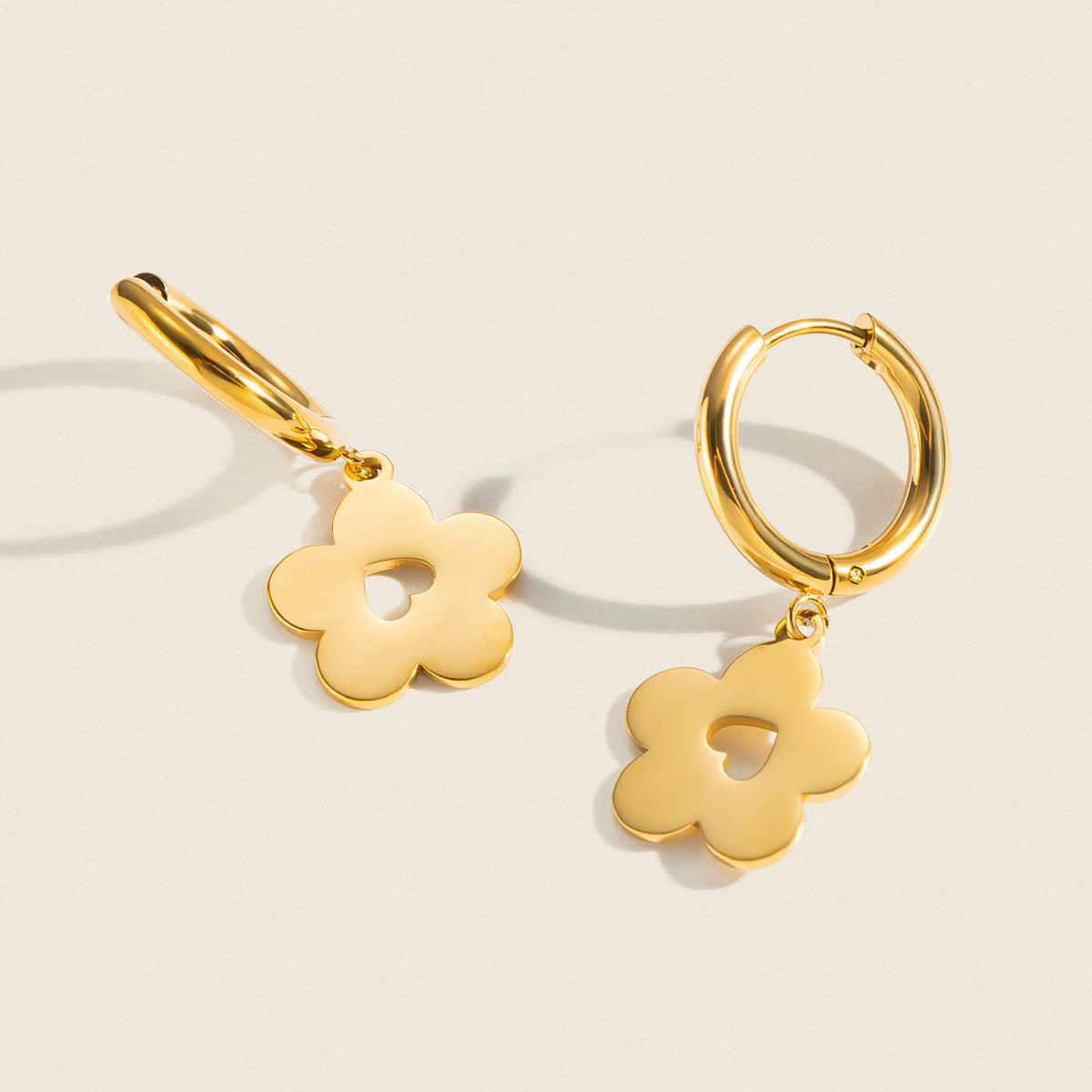 Fashionable Flower Pendant Earrings Womens