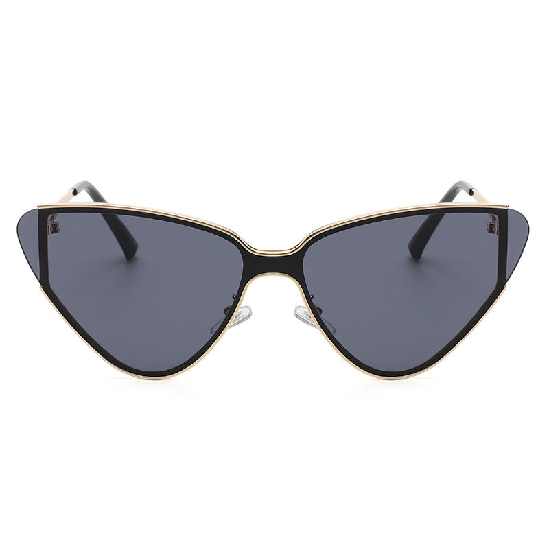Retro Cat-Eye Sunglasses Vintage Glamour Trendy Shades