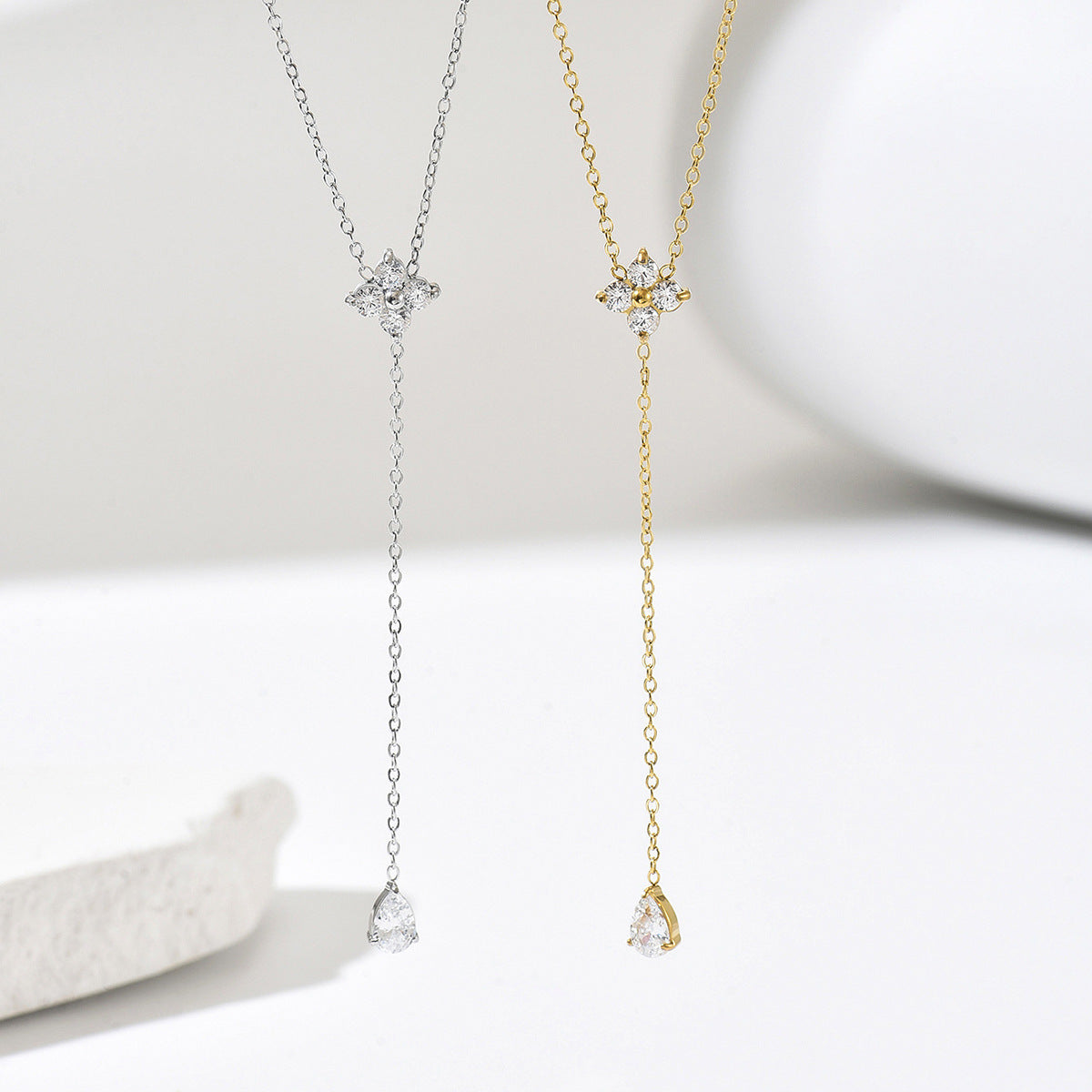 Geometric Zircon Oval Pendant Necklace in Stainless Steel