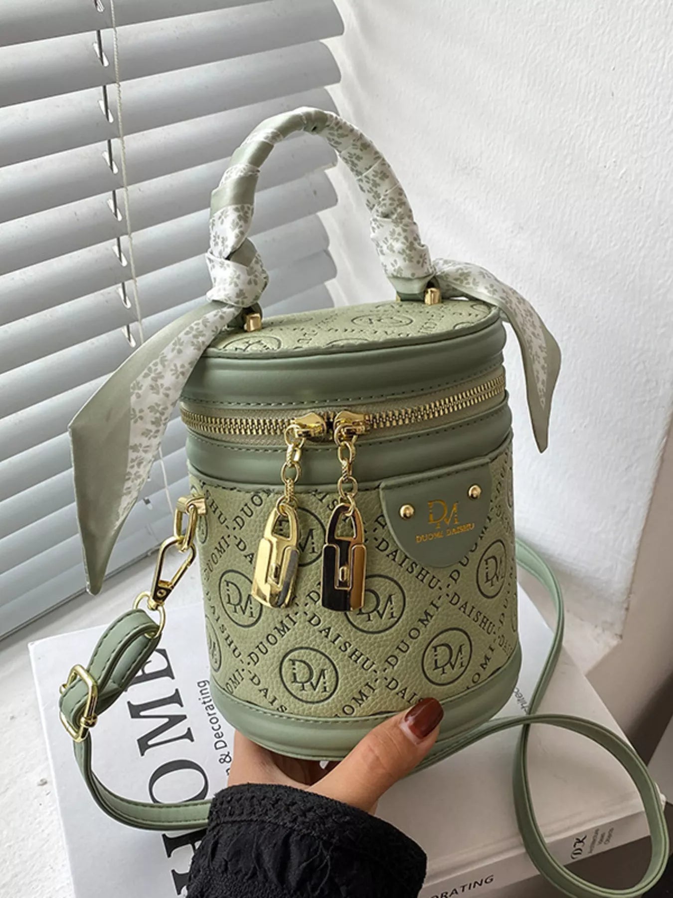 c5ac016dc6b5409bac743b7a5696b3ba-Max-Origin