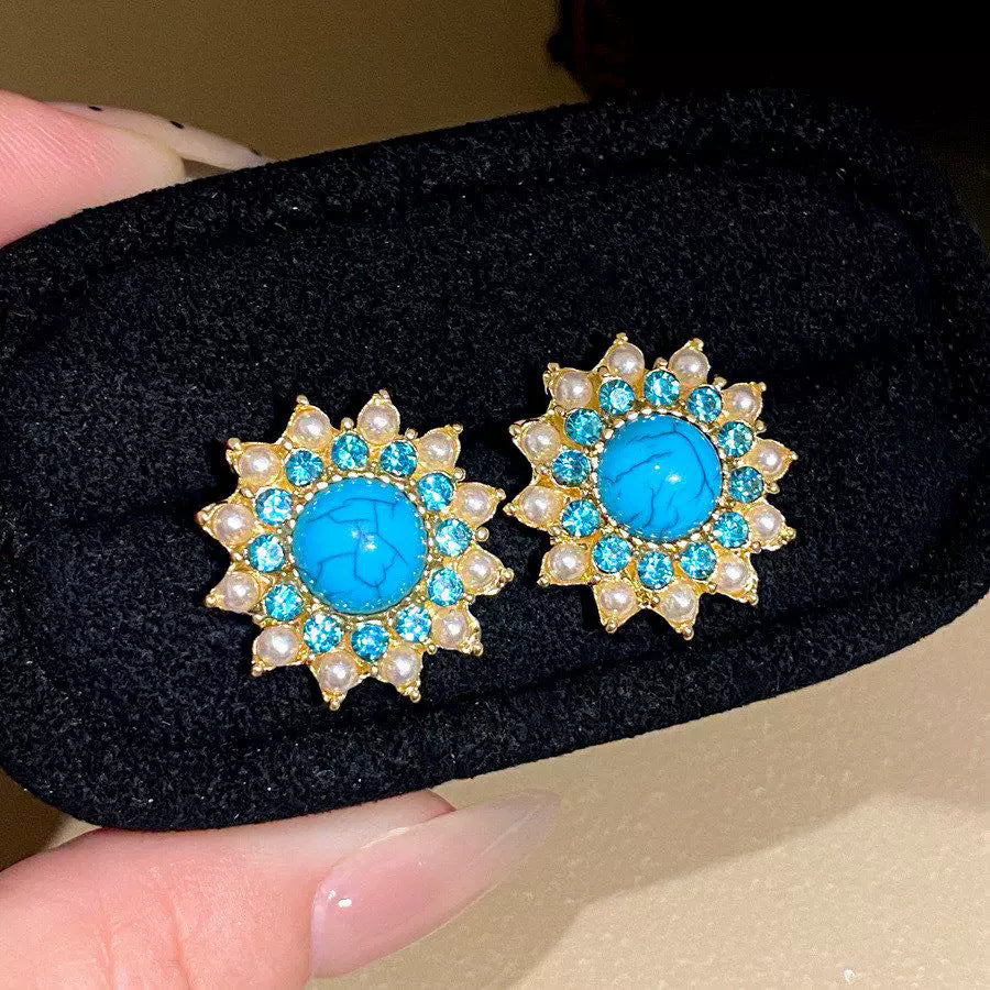 Womens Vintage Retro Round Floral Stud Earrings With Rhinestone Pearl And Stone Inlay,Costume Earrings For Daily Party Wear