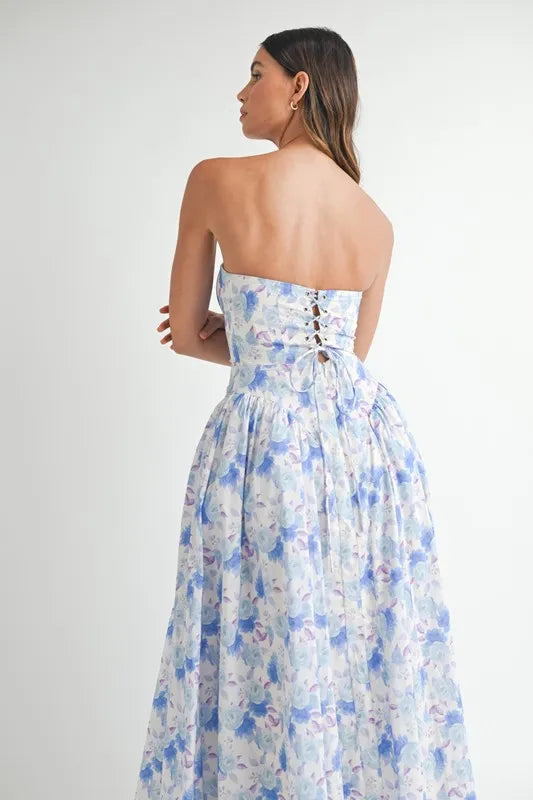 Sweetheart Neckline Floral Midi Dress in White and Blue