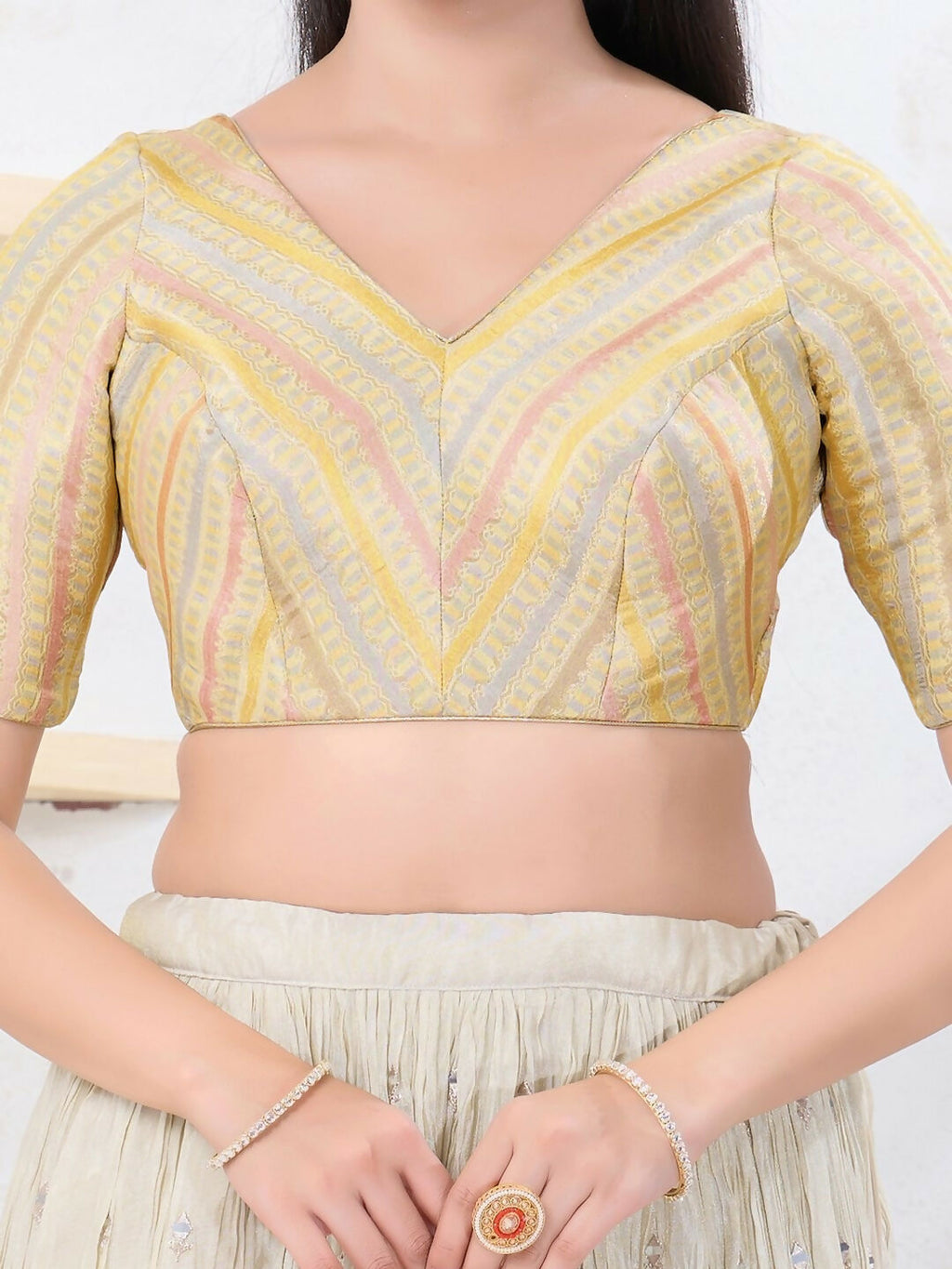 Gold Jacquard V-Neck Back Open Elbow Sleeve Blouse