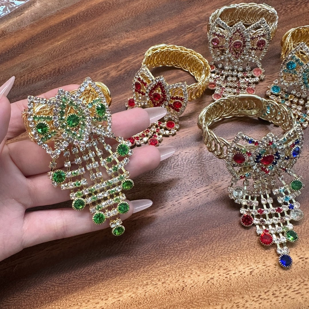 Xinjiang Tourist Souvenirs, Small Sheep Dolls, Accessories, Ethnic Style Alpaca Hand Necklaces, DIY Decorative Pendants