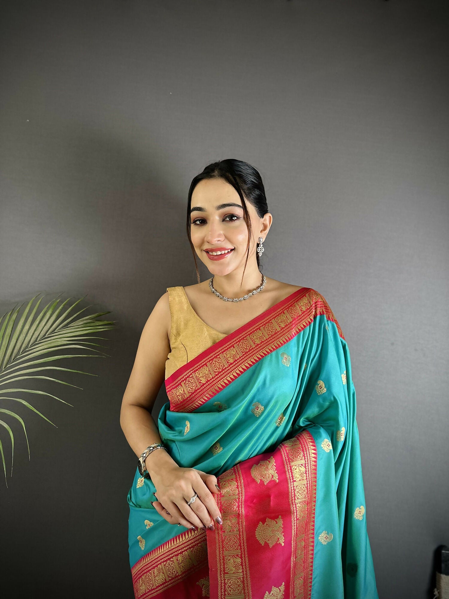 Joban Fashion Sea Green Banarasi Soft Silk Woven Butti Saree