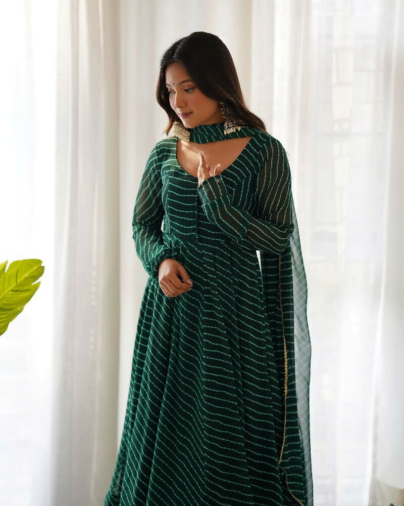 Green Georgette Kurta Set with Sequin Embroidery Work