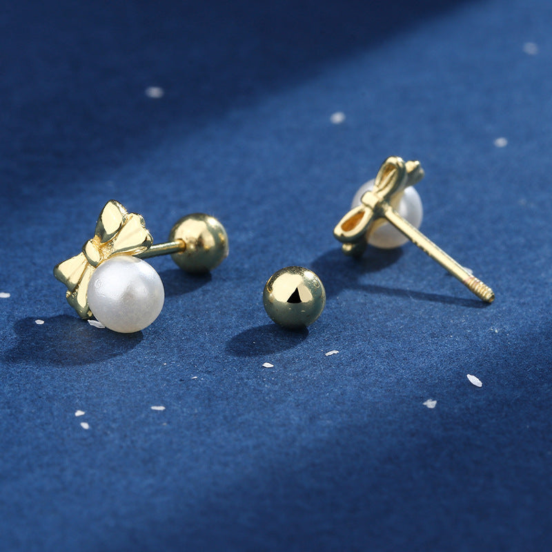 Screw-back Compact And Delicate Earrings