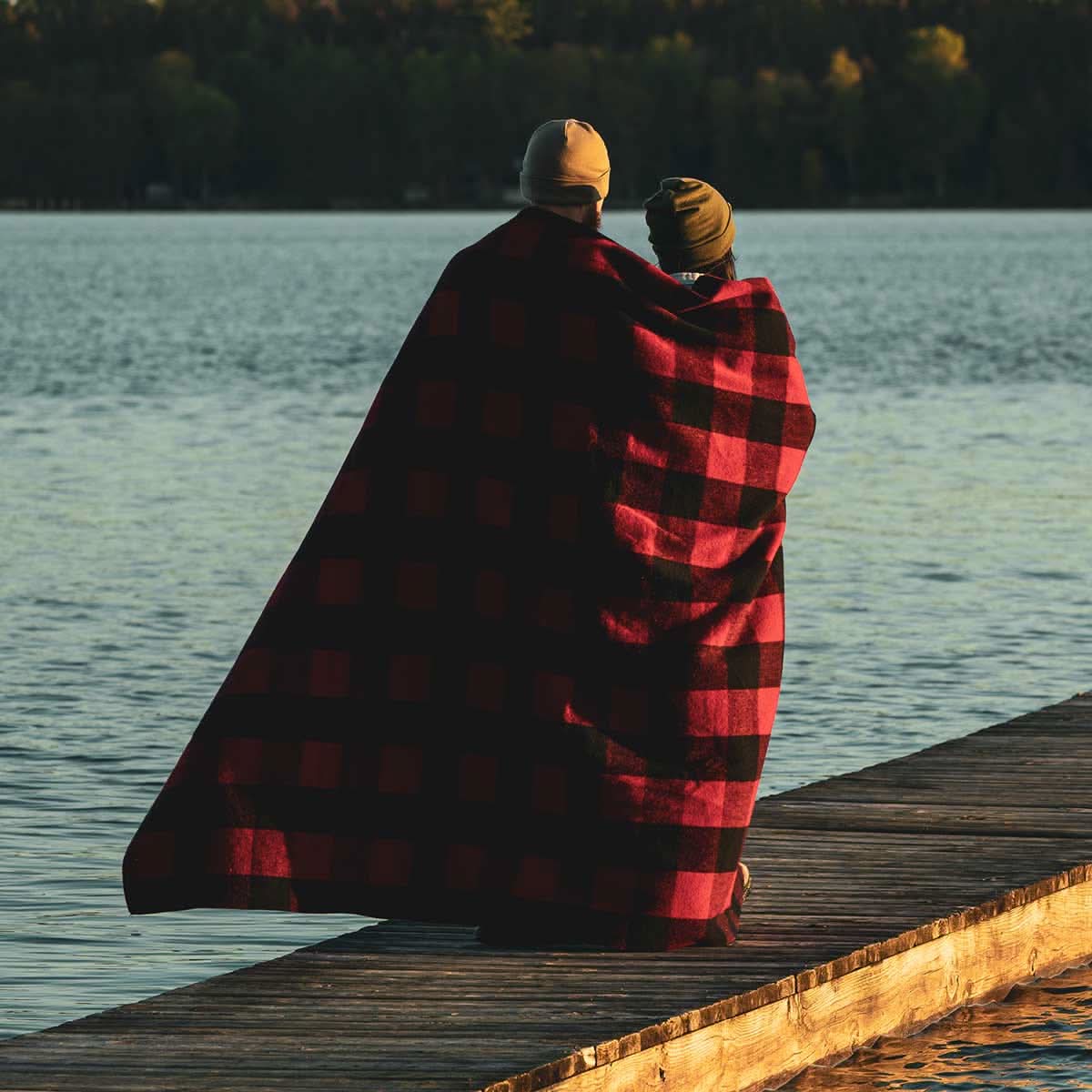 Classic Buffalo Plaid Wool Camp Blanket for Outdoor and Home