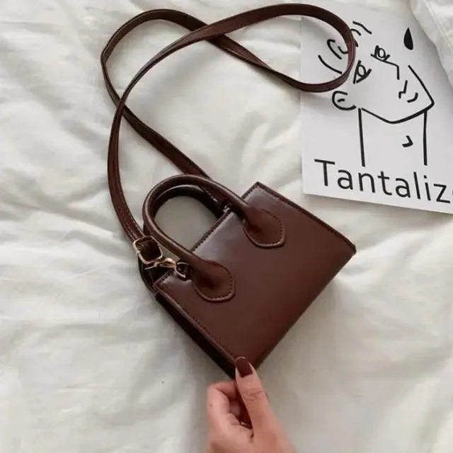 Casual Small Flap Crossbody Bag for Women Minimalist Handbag