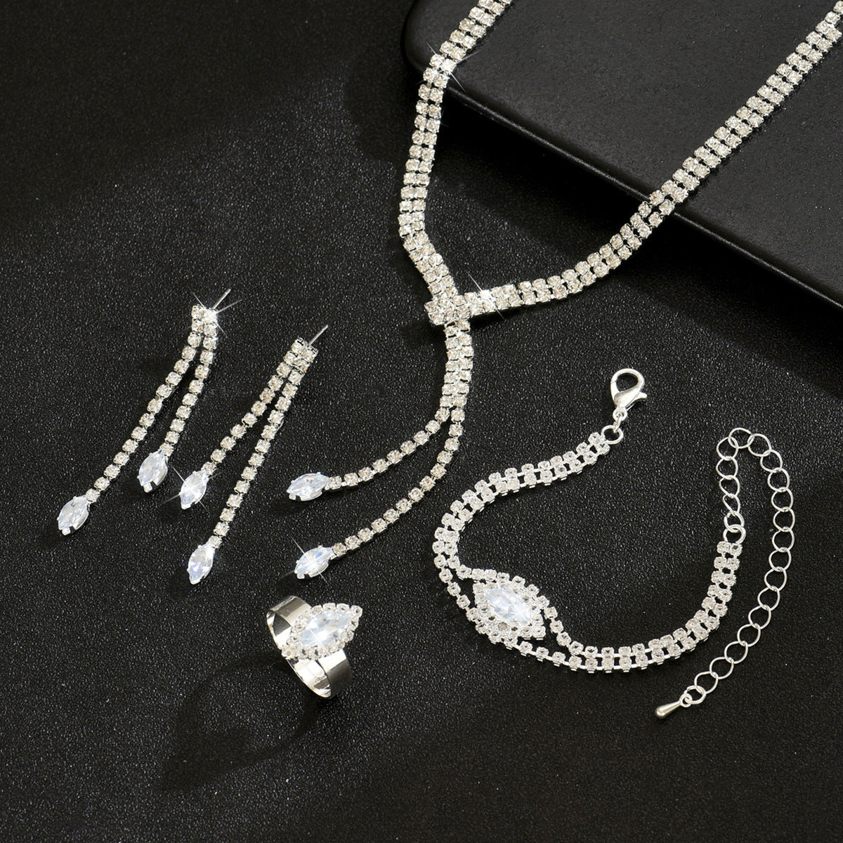 Hot-Selling Jewelry Claw Chain Marquise Zircon Ring Bracelet Necklace Earring Set Chain Wedding Dress Jewelry Four-Piece Set
