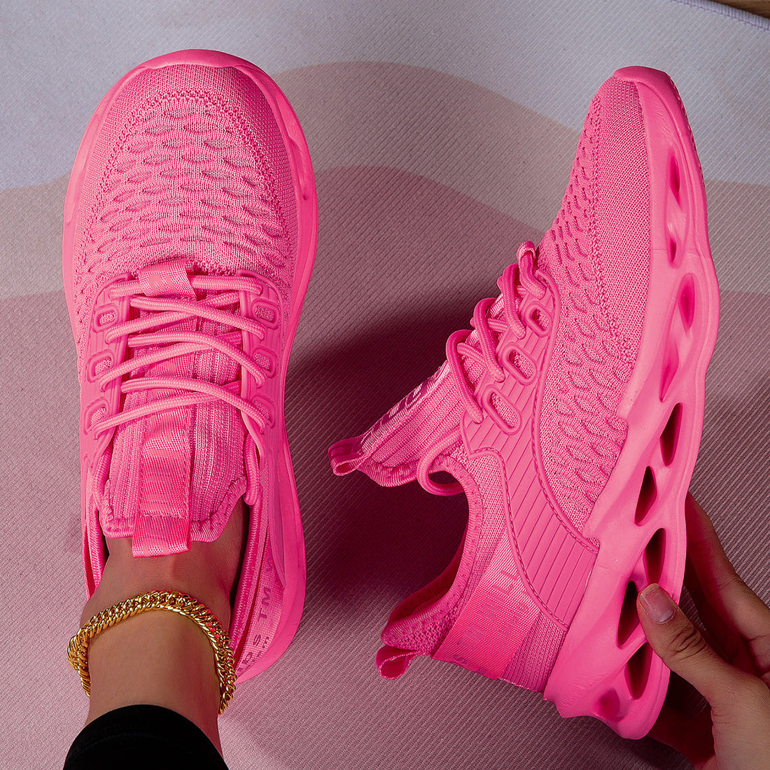 Women’s Lightweight Breathable Casual Walking Sneakers