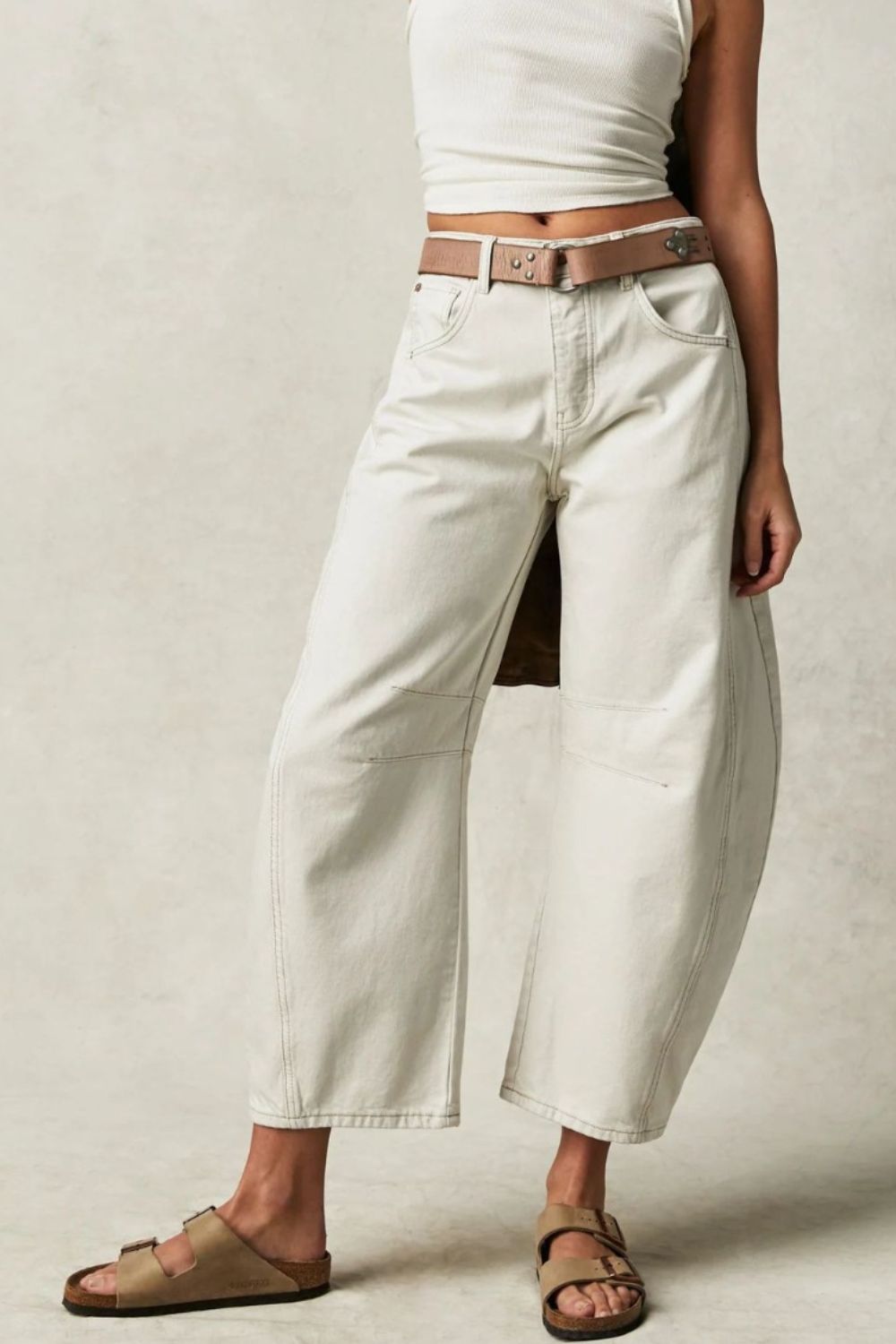 Blue Wide Leg Barrel Jeans with Functional Pockets - Image 18
