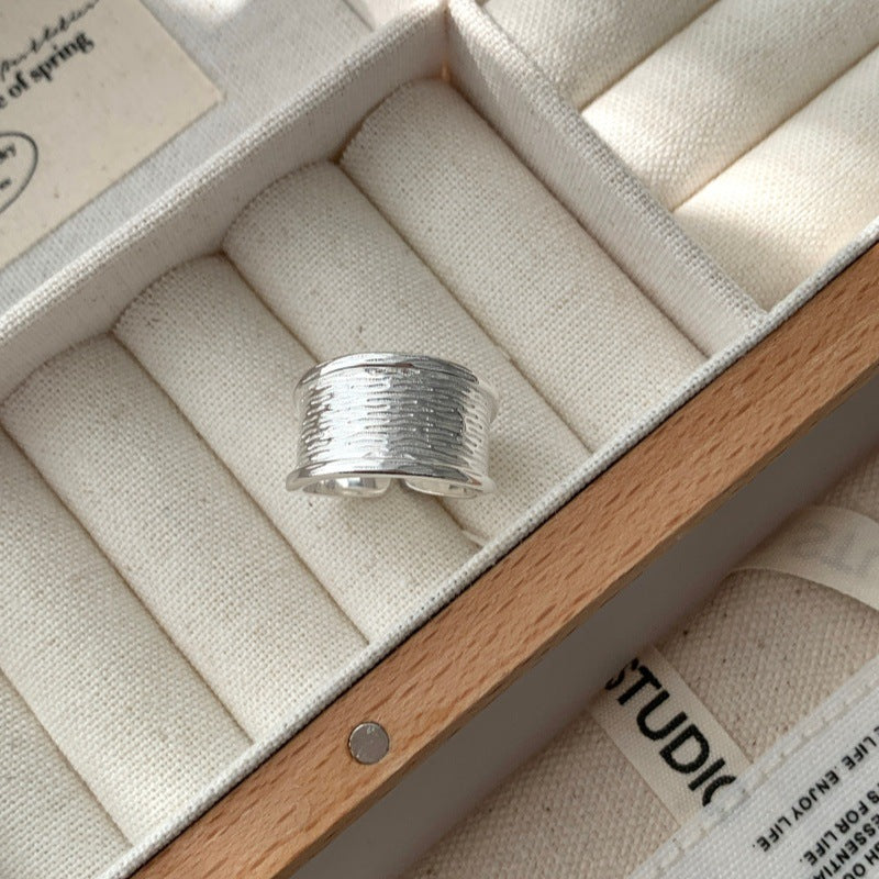 New Korean Style Wave Pattern Wide Band Ring For Women, Minimalist Irregular Cool Style, Versatile Finger Ring, Gift Ready
