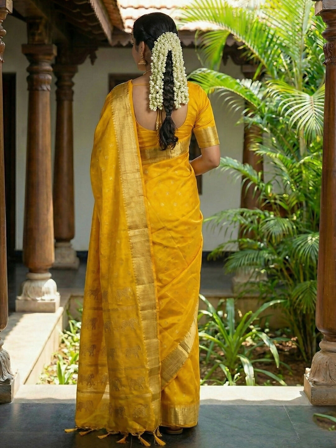 Luxurious Gold Soft Silk Saree for Festive Occasions