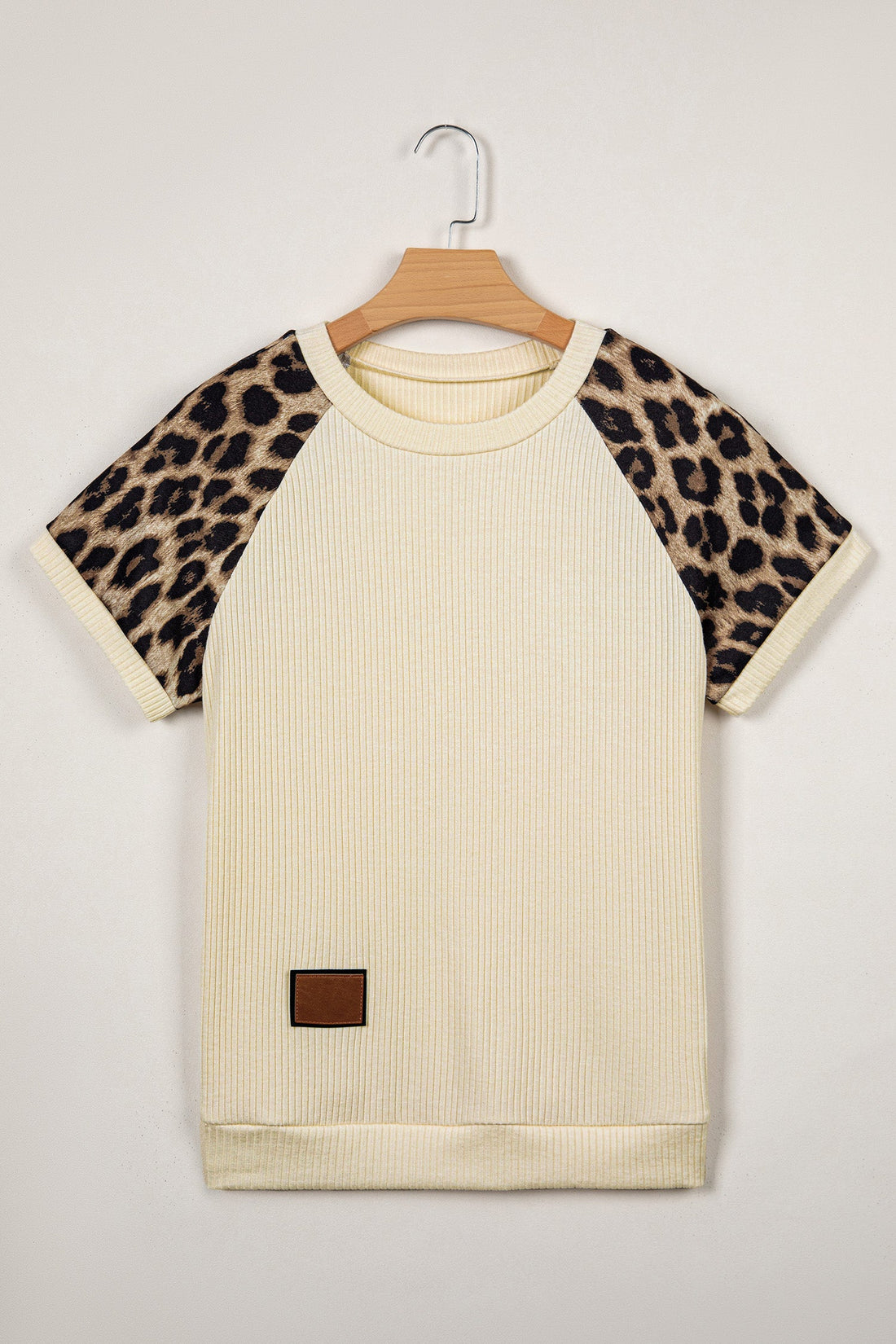 Keily Contrast Sleeve Loose Tee in Cream and Leopard Print