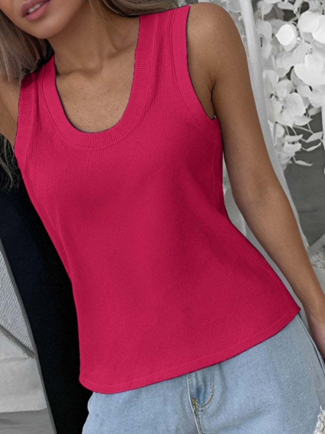 Women's Solid Scoop Neck Tank Top Lightweight Sleeveless Basic Shirt - Image 6