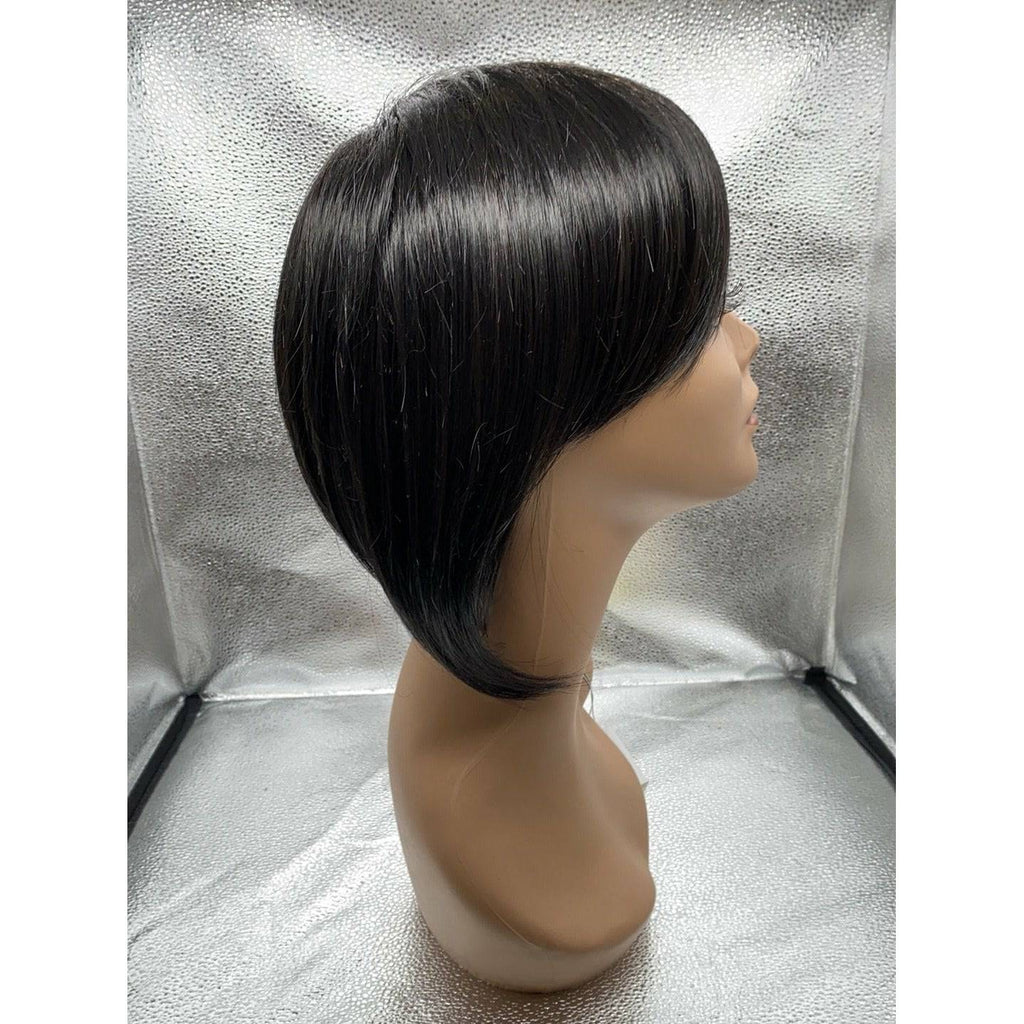 Chic Choice Sculpted Short Wig with Tapered Fringe and Layers