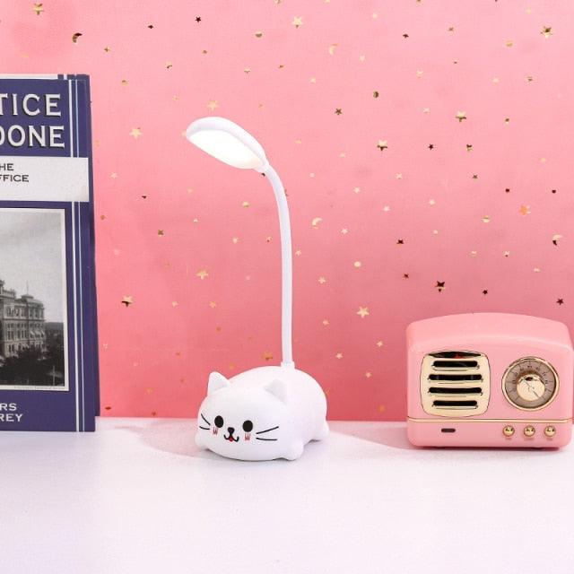 Kawaii Bear Desk Lamp: Minimalist LED Bedside Study Light