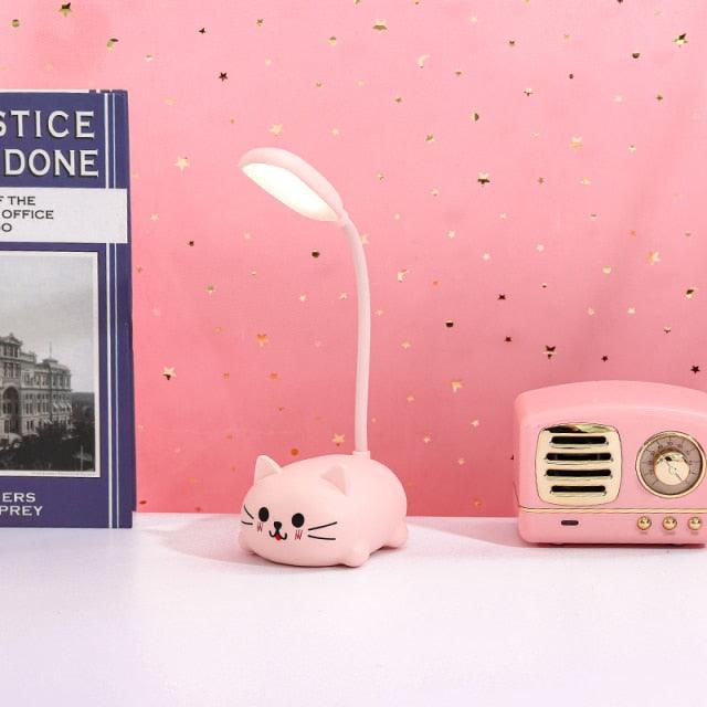 Kawaii Bear Desk Lamp: Minimalist LED Bedside Study Light