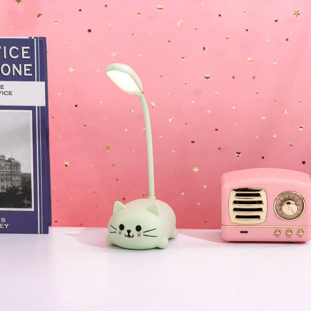 Kawaii Bear Desk Lamp: Minimalist LED Bedside Study Light
