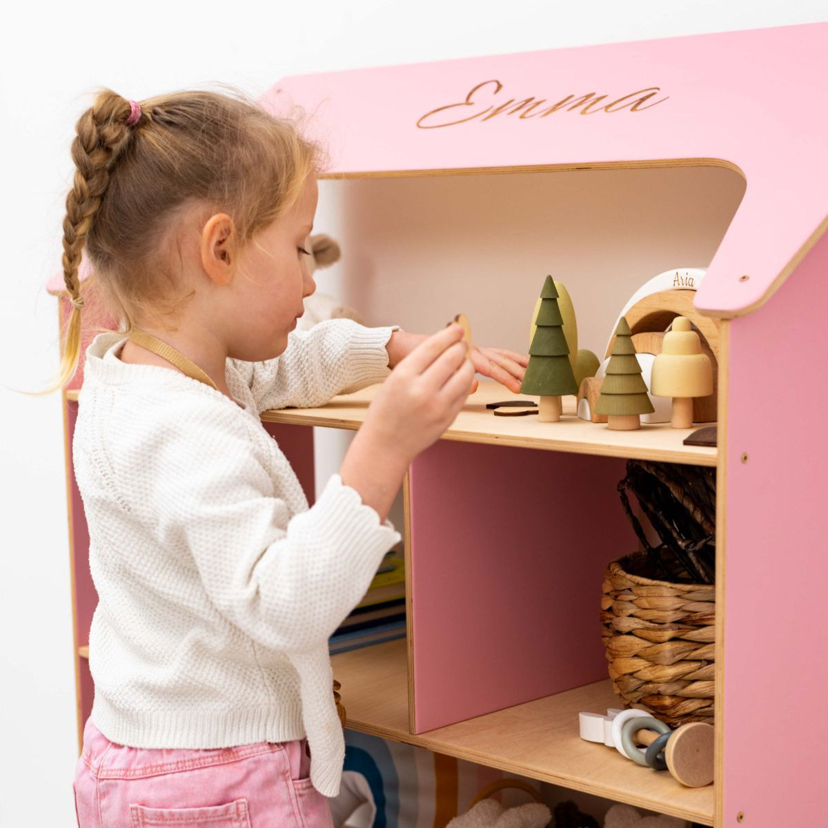 House-Shaped Montessori Bookcase for Kids Nursery and Playroom